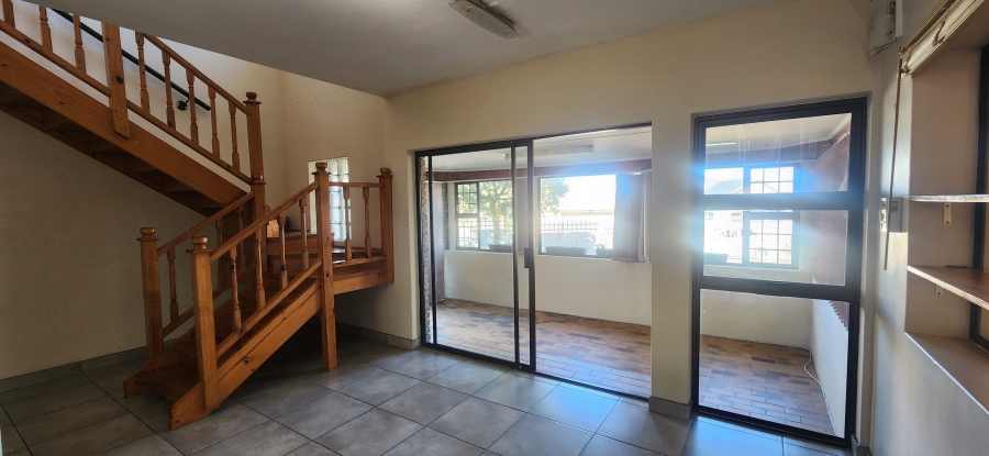 5 Bedroom Property for Sale in Dana Bay Western Cape